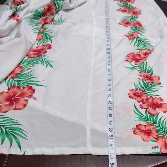 Vintage Floral Kimono Sleeve Tunic - White and Red,Plus - Picture 6 of 12